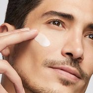 Комплект L\'Oreal Paris Men Expert Power Age Revitalising Face Cream 50ml & Eye Cream 15ml Комплект L\'Oreal Paris Men Expert Power Age Revitalising Face Cream 50ml & Eye Cream 15ml
