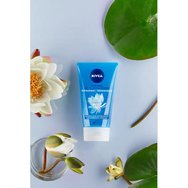Nivea PROMO PACK Daily Essentials Refreshing Facial Wash Gel 2x150ml 1 + 1 подарък