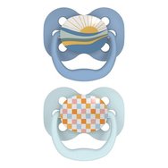 Dr.Brown's Advantage Silicone Soother 0-6m 2 части, код PA12002 - синьо / светло синьо - Силиконова залъгалка с дизайн, който позволява на кожата да диша Dr.Brown's Advantage Silicone Soother 0-6m 2 части, код PA12002 - синьо / светло синьо - Силиконова залъгалка с дизайн, който позволява на кожата да диша