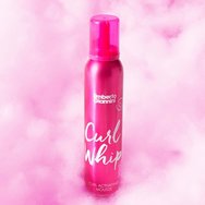 Umberto Giannini Curl Whip Activating Mousse 200ml Umberto Giannini Curl Whip Activating Mousse 200ml