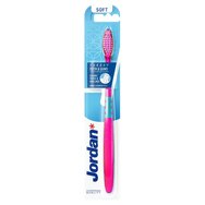 Jordan Target Teeth & Gums Toothbrush Soft 1 Парче - Фуксия - Мека четка за зъби за дълбоко почистване Jordan Target Teeth & Gums Toothbrush Soft 1 Парче - Фуксия - Мека четка за зъби за дълбоко почистване