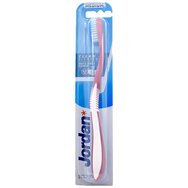 Jordan Clean Between Toothbrush Medium 0.01mm 1 Парче - Розово - Средна четка за зъби за дълбоко почистване с изключително фини влакна Jordan Clean Between Toothbrush Medium 0.01mm 1 Парче - Розово - Средна четка за зъби за дълбоко почистване с изключително фини влакна