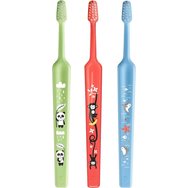 TePe Mini Extra Soft 0-6 Years Toothbrush 3 броя - Зелено / Коралово / Светлосиньо - Детска четка за зъби с конична глава и заоблени влакна TePe Mini Extra Soft 0-6 Years Toothbrush 3 броя - Зелено / Коралово / Светлосиньо - Детска четка за зъби с конична глава и заоблени влакна