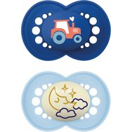 Mam Day & Night Silicone Soother 6-16m 2 бр, Код 174SBc -Тъмно синьо / Светло синьо - Ортодонтска силиконова залъгалка, която свети в тъмното с калъф за носене