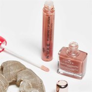 Nuxe Promo Very Rose Hyaluronic Acid Plumping Lip Serum 8ml & Huile Prodigieuse Or Florale Oil 10ml & Подарък Scrunchie за коса 1 брой Nuxe Promo Very Rose Hyaluronic Acid Plumping Lip Serum 8ml & Huile Prodigieuse Or Florale Oil 10ml & Подарък Scrunchie за коса 1 брой