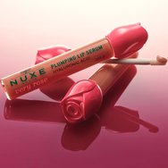 Nuxe Very Rose Hyaluronic Acid Plumping Lip Serum Хидратиращ Серум за Устни за Незабавен Обем с Хиалуронова Киселина 8ml Nuxe Very Rose Hyaluronic Acid Plumping Lip Serum Хидратиращ Серум за Устни за Незабавен Обем с Хиалуронова Киселина 8ml