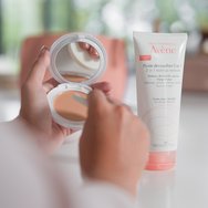 Avene Couvrance Compact Confort Spf30 Make-up 10gr - Naturel (02)