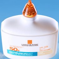 La Roche-Posay Anthelios UVAir Spf50+ Light Natural Color Sunscreen Serum 50ml