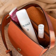 Caudalie Grape Water Spray Успокояваща вода в спрей за хидратация и ревитализация, подходяща за чувствителна кожа 75ml Travel Size Caudalie Grape Water Spray Успокояваща вода в спрей за хидратация и ревитализация, подходяща за чувствителна кожа 75ml Travel Size