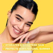 Garnier Skinactive Vitamin C Brightening Cleanser Cream Крем за почистване на лице с витамин C за блясък и ежедневна употреба 250ml Garnier Skinactive Vitamin C Brightening Cleanser Cream Крем за почистване на лице с витамин C за блясък и ежедневна употреба 250ml