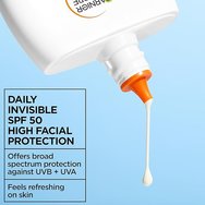 Garnier Ambre Solaire Spf50 Super UV Refreshing Face Water Fluid Прозрачен слънцезащитен крем за лице с висока защита и хиалуронова киселина 40ml
