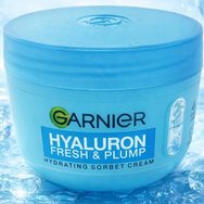 Garnier Skinactive Hyaluron Fresh & Plump Hydarting Sorbet Cream Хидратиращ крем за лице с 4% хиалуронова киселина и ниацинамид със сорбе текстура за интензивно подхранване 85ml