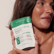 Novexpert Strong Hair Хранителна Добавка с Комплекс от Растителни Екстракти, Витамини & Микроелементи с Целенасочена Подкрепа за Силна & Здрава Коса 42veg.caps