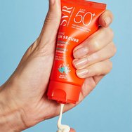SVR Sun Secure Spf50+ Biodegradable Moisturising Velvety Finish Cream Кадифен слънцезащитен крем за лице с много висока защита за дълбока хидратация и защита 50ml