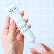 SVR Sebiaclear Intensive Corrector Active Gel Концентриран гел за интензивна корекция на пъпки, акне и петна по лицето с 14% глюконолактон и 4% ниацинамид 40ml