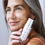 SVR Densitium Double Concentrate Bi-Serum Двуфазен антиейдж & стягащ серум за възстановяване на плътността & лифтинг на лицето при зряла кожа 30ml (2x15ml) SVR Densitium Double Concentrate Bi-Serum Двуфазен антиейдж & стягащ серум за възстановяване на плътността & лифтинг на лицето при зряла кожа 30ml (2x15ml)