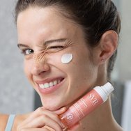 SVR Palpebral 48H Anti-Irritations Protection Balm Хидратиращ балсам за лице и очи срещу раздразнения и сърбеж с хиалуронова киселина, пребиотици и керамиди 30ml