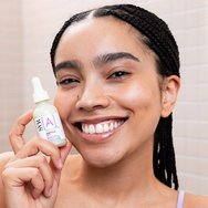 SVR [A] Ampoule Lift Retinol Anti-Wrinkle Smoothing Serum Подобрен серум за лице против стареене с ретинол и витамин А за регенерация и изглаждане 30ml