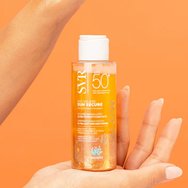SVR Sun Secure Ultra-Light & Moisturising Spf50+ Shimmering Sun Water Водоустойчив двуфазен слънцезащитен спрей с много висока защита с естествени златни и бронзови перли 100ml SVR Sun Secure Ultra-Light & Moisturising Spf50+ Shimmering Sun Water Водоустойчив двуфазен слънцезащитен спрей с много висока защита с естествени златни и бронзови перли 100ml