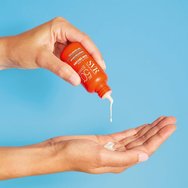 SVR Sun Secure Spf50+ Fast Absorption Aqua Fluide Слънцезащитен флуид за лице с много висока защита и бързо абсорбиране 50ml