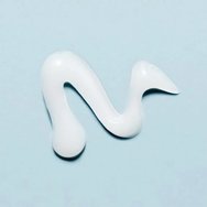 Lierac Promo Homme Anti-Fatigue Hydrate & Revitalize Gel 50ml & Shower Gel 200ml & Δώρο Νεσεσέρ 1 Τεμάχιο