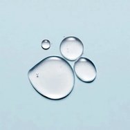 Lierac Promo Homme Anti-Fatigue Hydrate & Revitalize Gel 50ml & Shower Gel 200ml & Δώρο Νεσεσέρ 1 Τεμάχιο