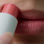 Roger & Gallet Promo Fleur De Figuier Sublimating Lip Balm 3,5g & Hand Cream 30ml Roger & Gallet Promo Fleur De Figuier Sublimating Lip Balm 3,5g & Hand Cream 30ml