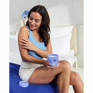 Nivea Irresistibly Smooth Deep Nourish Serum Body Cream Крем за тяло с 3x хидратиращо действие за незабавно & дълготрайно видимо здравословен вид на кожата 400ml