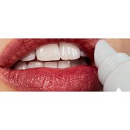 Liposan Glowy Lips Spf30, 10ml - Berry Liposan Glowy Lips Spf30, 10ml - Berry