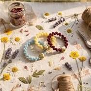 Invisibobble Limited Collection Wildflower Cherry Twist Twistar Аксесоари за коса в twist стил за игрив акцент в прическите 3 броя Invisibobble Limited Collection Wildflower Cherry Twist Twistar Аксесоари за коса в twist стил за игрив акцент в прическите 3 броя