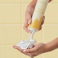 Deserved Honey Greek Yogurt Whipped Shower Foam 250ml Deserved Honey Greek Yogurt Whipped Shower Foam 250ml