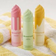 Deserved Strawberry Milkshake Whipped Shower Foam Кремообразна пяна за почистване и бръснене на тялото с аромат на сочна ягода и кадифено мляко 250ml