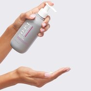 OPI Nature Strong Moisture Mission Hand & Foot Cream 250ml