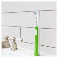 Oral-B Junior Cleaner Teeth Sensi UltraThin Електрическа презареждаща се четка за зъби​​​​​​​ за деца, 6+ години