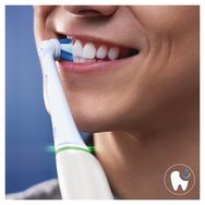 Oral-B iO Ultimate Clean Brush Heads White 4 бр Oral-B iO Ultimate Clean Brush Heads White 4 бр