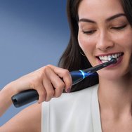 Oral-B iO Series 8 Electric Toothbrush Magnetic Black Onyx 1 бр