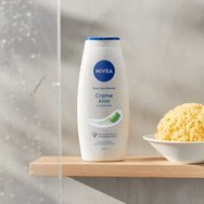Nivea Creme Aloe With Vitamins & Oils Shower Gel 650ml