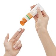 Vichy Capital Soleil Mattifying 3 in 1 Daily Shine Control Care SPF50+ Слънцезащитен крем за лице, който поддържа матова кожа 50