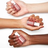 Essie Color 1010, 13.5ml - Too Hot To Tame Essie Color 1010, 13.5ml - Too Hot To Tame