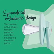 Tommee Tippee Anytime Orthodontic Silicone Soother Ортодонтска Силиконова Залъгалка, която не Възпрепятства Правилното Развитие на Зъбите 0-6m 2 Броя - Светлосиньо / Шамфъстък Tommee Tippee Anytime Orthodontic Silicone Soother Ортодонтска Силиконова Залъгалка, която не Възпрепятства Правилното Развитие на Зъбите 0-6m 2 Броя - Светлосиньо / Шамфъстък