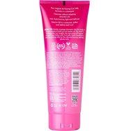 Umberto Giannini Curl Jelly Wash Defining Shampoo Шампоан, който почиства нежно, хидратира и придава на къдриците блестяща и лека форма с витамин B5 250ml Umberto Giannini Curl Jelly Wash Defining Shampoo Шампоан, който почиства нежно, хидратира и придава на къдриците блестяща и лека форма с витамин B5 250ml