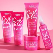 Umberto Giannini Curl Jelly Refresh Spray Спрей за освежаване на къдрици, който възстановява еластичността, текстурата и блясъка на отпуснати, безжизнени къдрици с масла от рицин и лавандула 150ml