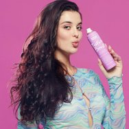 Umberto Giannini Texture Boost Volumising Texture Spray Спрей за сух обем, идеален за фина и права коса 200ml Umberto Giannini Texture Boost Volumising Texture Spray Спрей за сух обем, идеален за фина и права коса 200ml