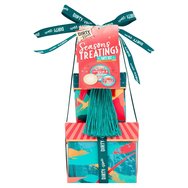 Dirty Works Season Treatings Gift Set Coconut Lip Balm 10g, Coconut Bath Bomb 40g & Coconut Body Balm 50ml Dirty Works Season Treatings Gift Set Coconut Lip Balm 10g, Coconut Bath Bomb 40g & Coconut Body Balm 50ml