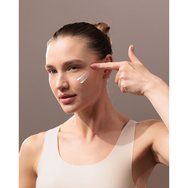 Youth Lab Age-Defense Watery Sunscreen Spf50, 40ml Youth Lab Age-Defense Watery Sunscreen Spf50, 40ml