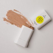 Youth Lab Matte Make Up Spf50 Dark Colour Stick Лек матов слънцезащитен грим-стик с висока защита и цвят за равномерно покритие и контрол на омазняването 20g