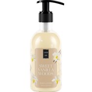 Lavish Care Sweet Vanilla Woods Body Lotion 300ml - Хидратиращ крем за тяло с приятен аромат на ванилия с помпа Lavish Care Sweet Vanilla Woods Body Lotion 300ml - Хидратиращ крем за тяло с приятен аромат на ванилия с помпа