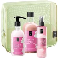 Lavish Care Promo Fluffy Marshmallow  Bath & Shower Gel 500ml & Body Lotion 300ml & Sweet Clouds Mist 200 ml & торбичка 1 бр - Хидратиращ душ гел с аромат на бонбони и хидратиращ крем за тяло с приятен аромат на ружа с помпа и спрей за тяло, вдъхновени от опияняващите аромати на лятото Lavish Care Promo Fluffy Marshmallow  Bath & Shower Gel 500ml & Body Lotion 300ml & Sweet Clouds Mist 200 ml & торбичка 1 бр - Хидратиращ душ гел с аромат на бонбони и хидратиращ крем за тяло с приятен аромат на ружа с помпа и спрей за тяло, вдъхновени от опияняващите аромати на лятото