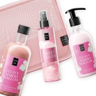 Lavish Care Promo Fluffy Marshmallow Bath & Shower Gel 500ml & Body Lotion 300ml & Sweet Clouds Mist 200ml & Несесер 1 брой