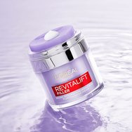 L\'Oreal Paris Promo Revitalift Filler Hyaluronic Plumping Water-Cream 50ml & Bright Reveal Tinted Glow Daily Fluid Spf50, 50ml L\'Oreal Paris Promo Revitalift Filler Hyaluronic Plumping Water-Cream 50ml & Bright Reveal Tinted Glow Daily Fluid Spf50, 50ml